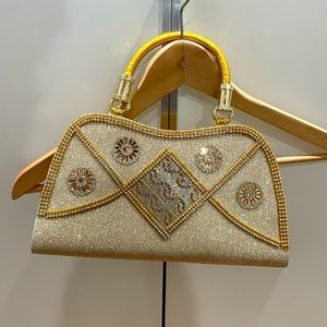 Beautiful embellished purse for all occasions